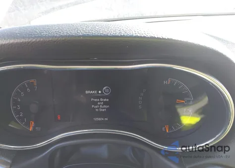 2014 Jeep Grand Cherokee Laredo z USA, uszkodzony, nr VIN 1C4RJFAG4EC104872